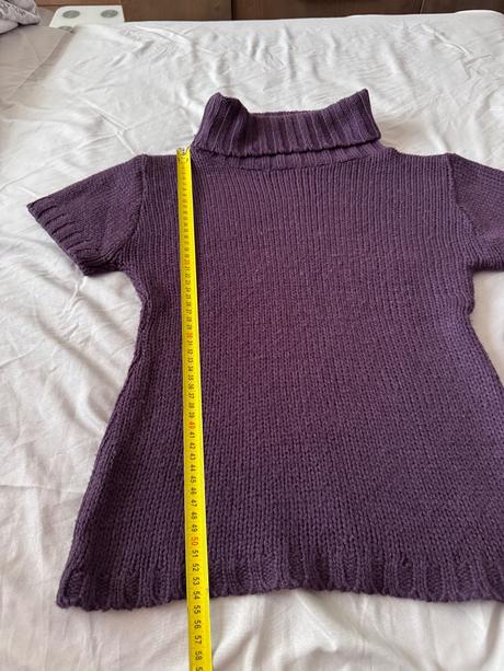 Rolakovy sveter, 146