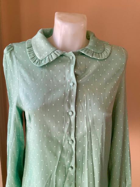 Bodkovaná bluzka/94, 38