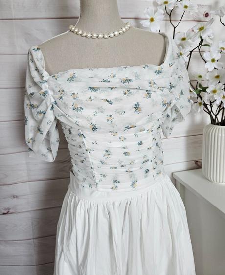 Pekná crop blúzka, s