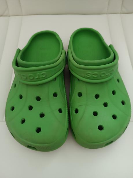 Crocs, crocs,32
