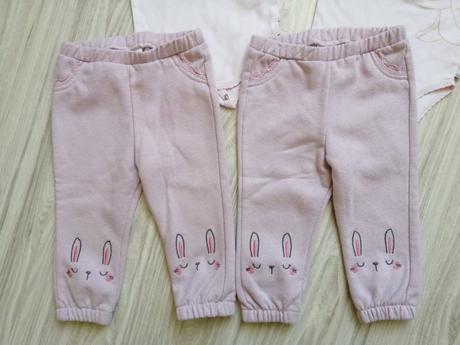 2 ks body + 2ks tepláčky č. 80, 80