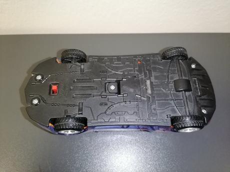 Auto na baterky, bliká aj vydáva zvuky., 