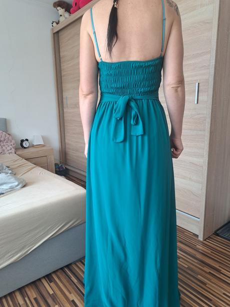 Spoločenske šaty, l