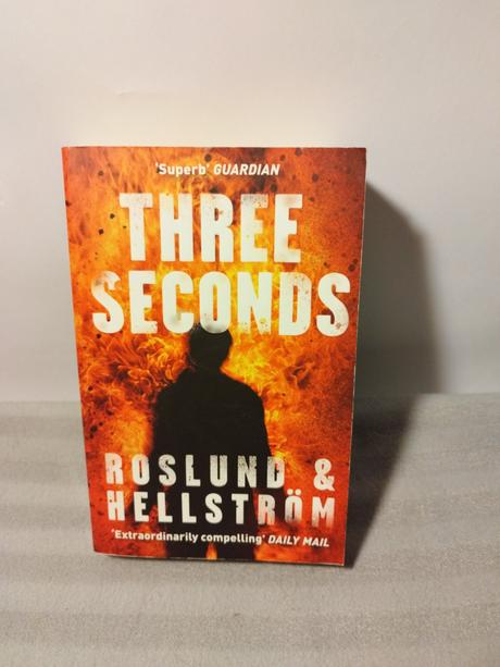 Roslund & hellstrom v anglictine xs24,