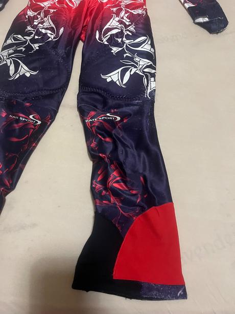 Lyžiarska pretekárska kombinéza, 158