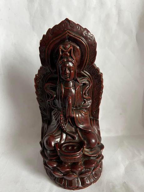 Soska budha vyska 19 cm pomerne tazka vyse 1 kg ma,