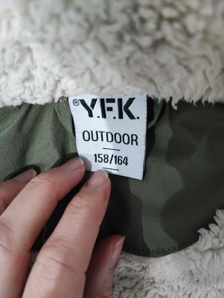 Chlapčenská zimná bunda, 164