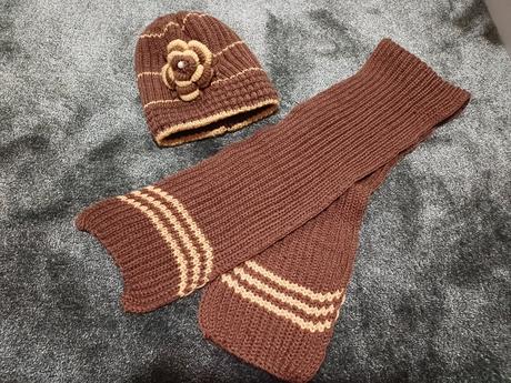 Zimny komplet sal a ciapka, 