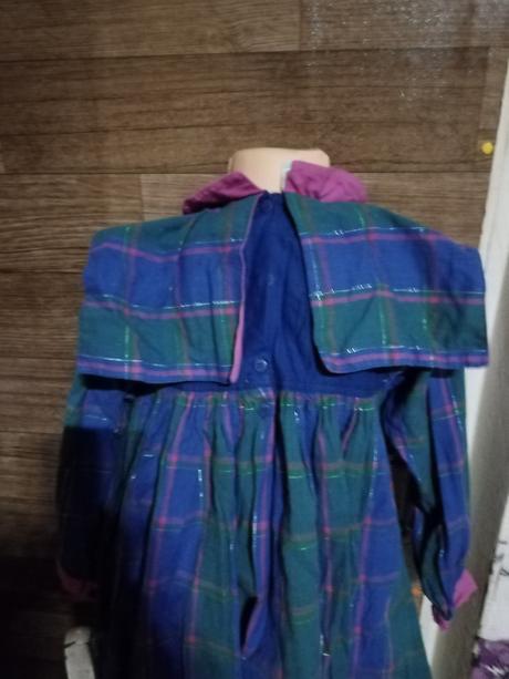 Dievčenske šaty, 122