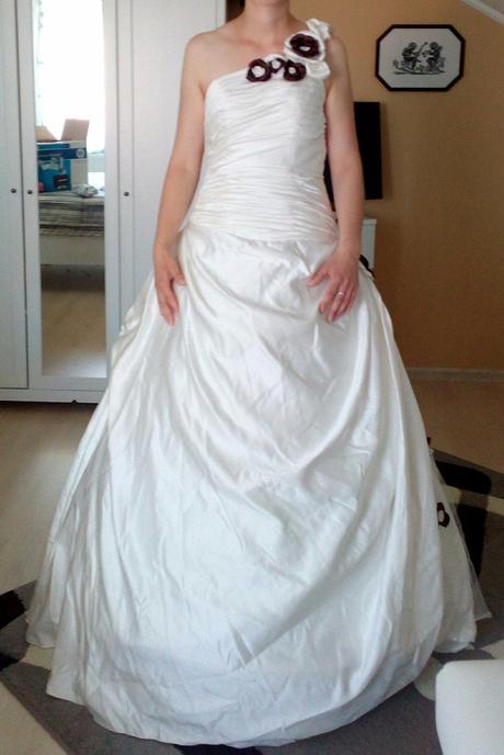 Svadobne saty 40-42, 40