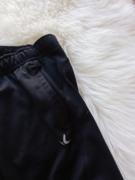 Funkčné športové kraťasy-šortky elastické 8-9rokov, decathlon,146