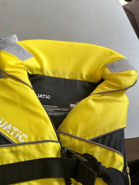 Plávania vesta aquatic, 