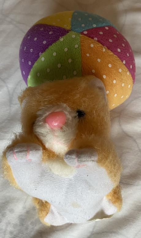 Mačička + loptička + 2ks, spolu 4 ks,