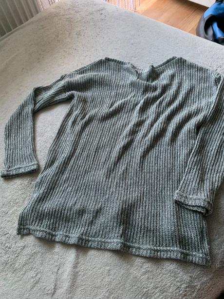 Dievcensky tenky sveter, 158