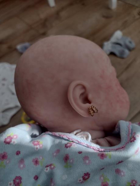 Ručne maľované bábätko,
