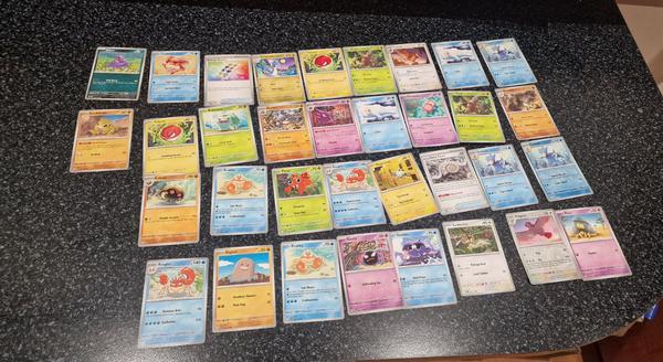 Má zbierka Pokémon kartičiek finančnú hodnotu?