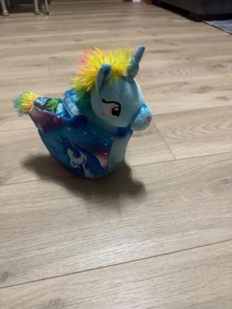 Jednorožec s kabelkou,