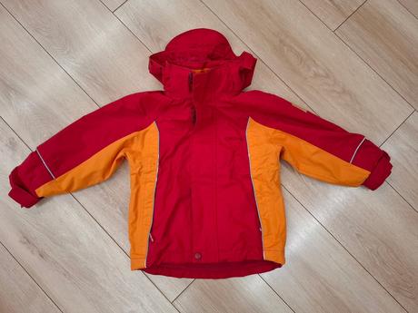 Bunda s mikinkou, 98