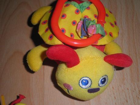 Žirafka chicco + vibrovacia včielka, 