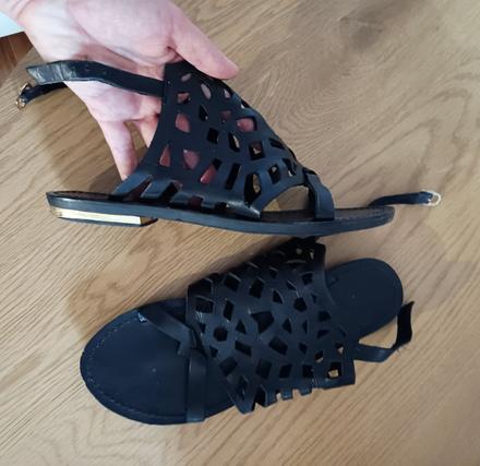 Čierne sandále, 38