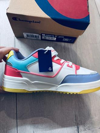 Nové tenisky, champion,35