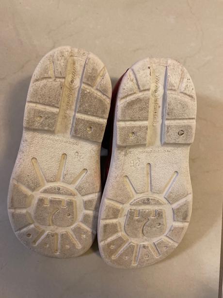 Sandálky, elefanten,25