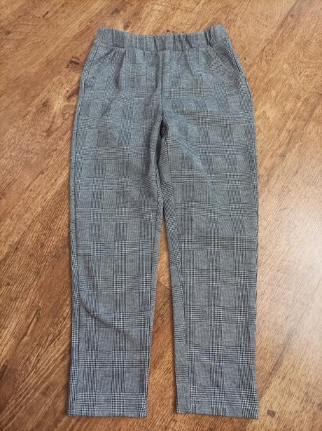 Krásne hrubšie leginy, reserved,128