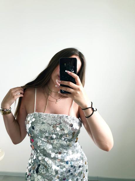 Flitrované šaty m, m