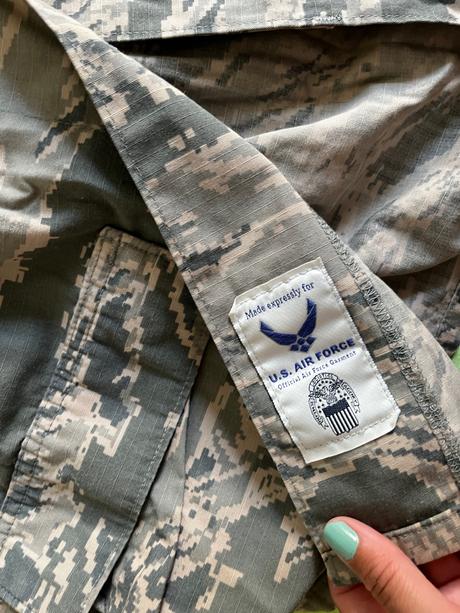 Maskacova košeľa, l