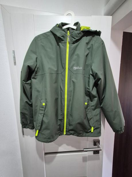 Bunda, jack wolfskin,164