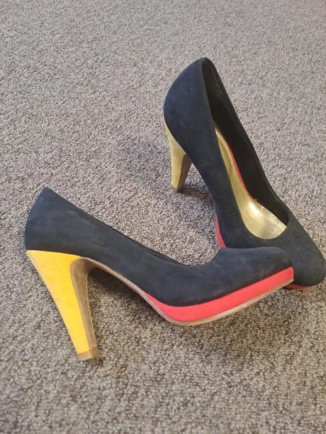 Lodicky marco tozzi, marco tozzi,38