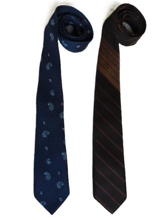 Dve pánske kravaty,