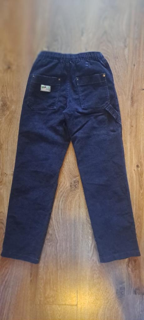 Menčestráky, v. 152, modelko,152