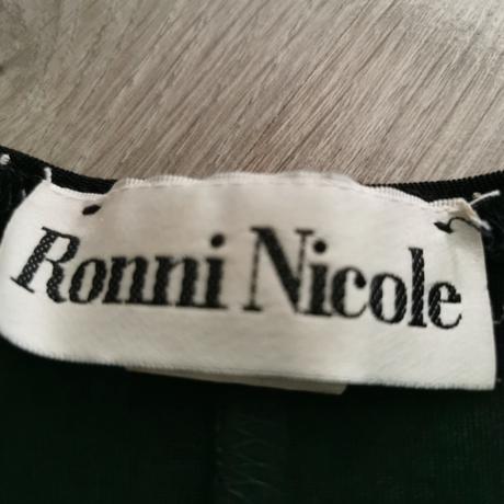 Šaty ronni nicole 40/42, 42