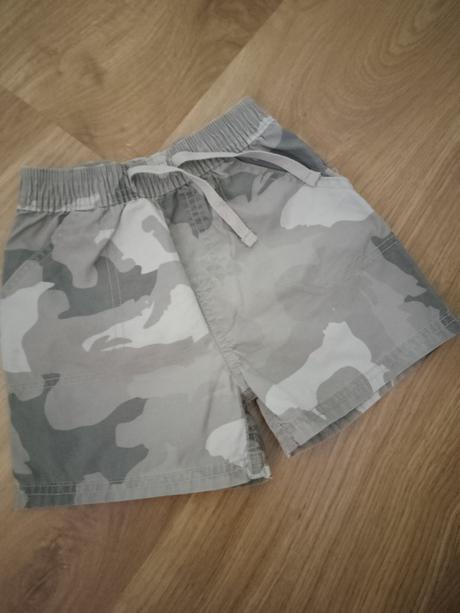 Kraťasy, f&f,80