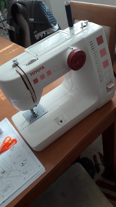 Predam sijaci stroj toyota,