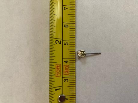 Nausnice 12 parov (b25), avon