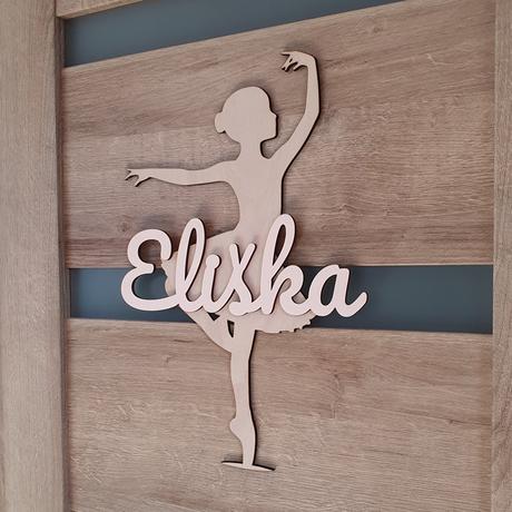 Drevená dekorácia baletka i. s menom,