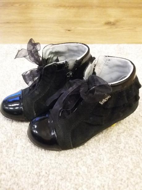 Dievcenske prechodne cizmicky, ren but,27