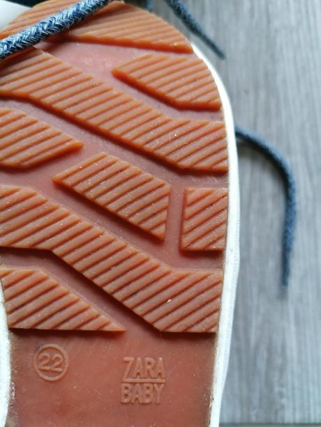 Modré kotnicky, zara,22