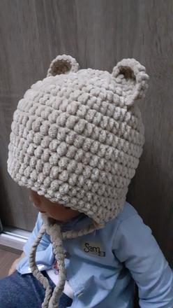 Háčkovaná čiapka s uškami, 50 / 52 / 54