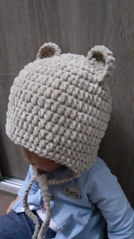 Háčkovaná čiapka s uškami, 50 / 52 / 54