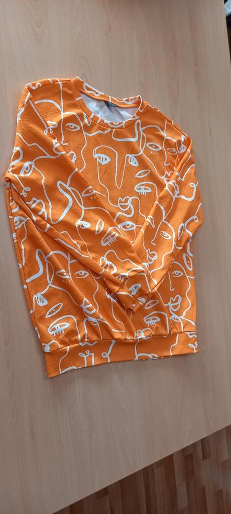 Oranžová tenká mikina, s