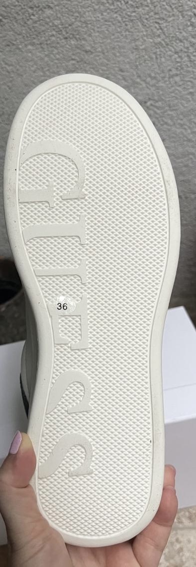 Nové kožené guess tenisky s balením, guess,36
