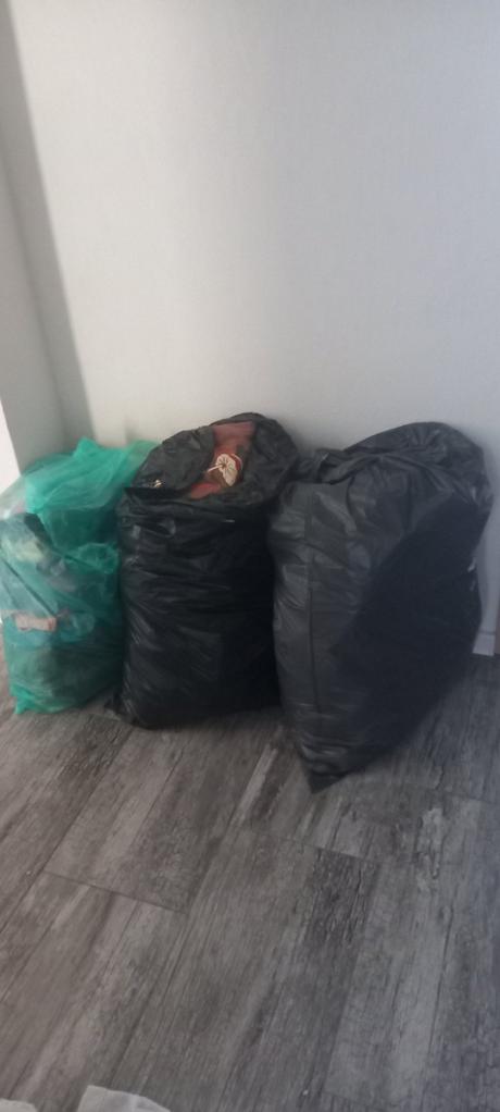 Balik oblecenia 93 ks,vel.158-38 s postou, 158–170