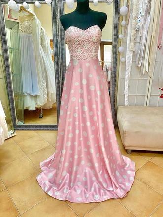 Spoločenské šaty vo veľkosti s, s