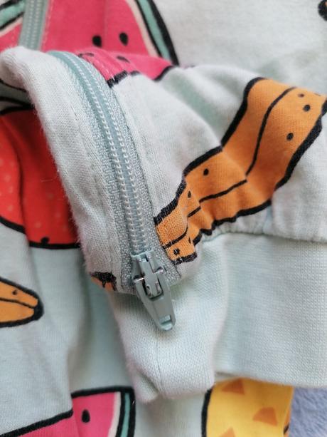 Pyžamka páv, dúha, ovocie, lindex,62