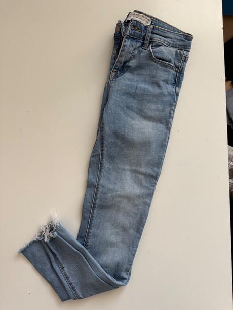 Stradivarius skinny rifle xs, stradivarius,xs