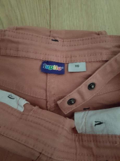 Kraťasky, lupilu,110