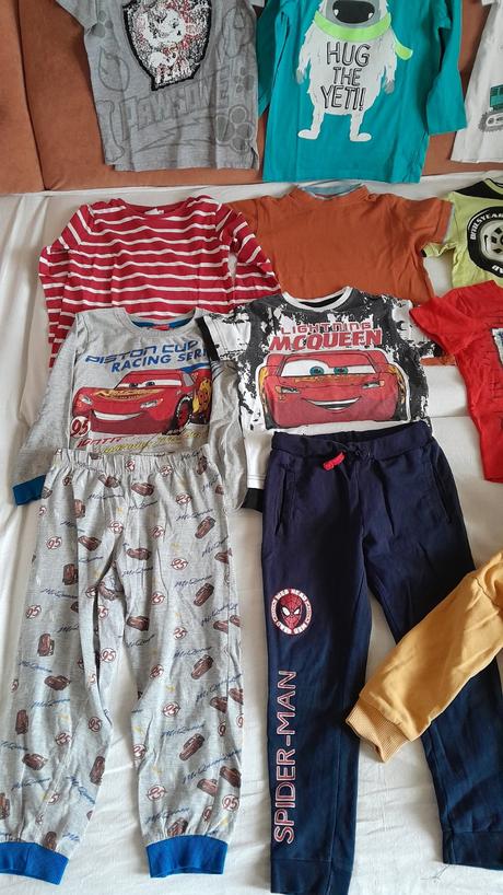 Balík oblečenia chlapec 110, 104–116